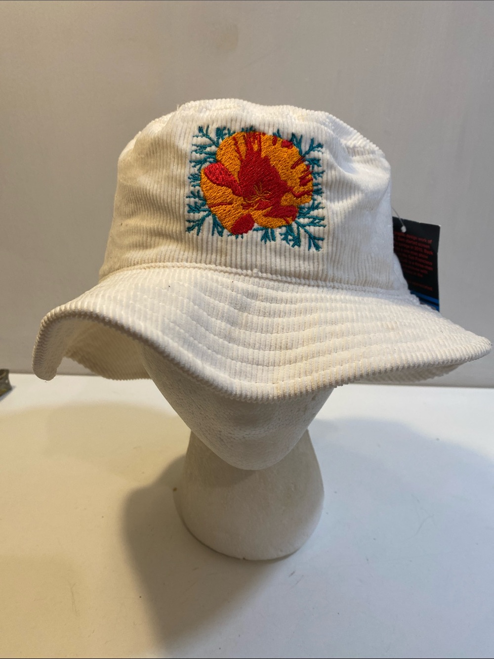 CULK White Corduroy Bucket Hat with Orange Floral Embroidery SZ S/M NWT